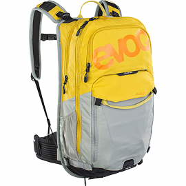 EVOC STAGE 18L PERFORMANCE BACKPACK CURRYSTONE ONE SIZE